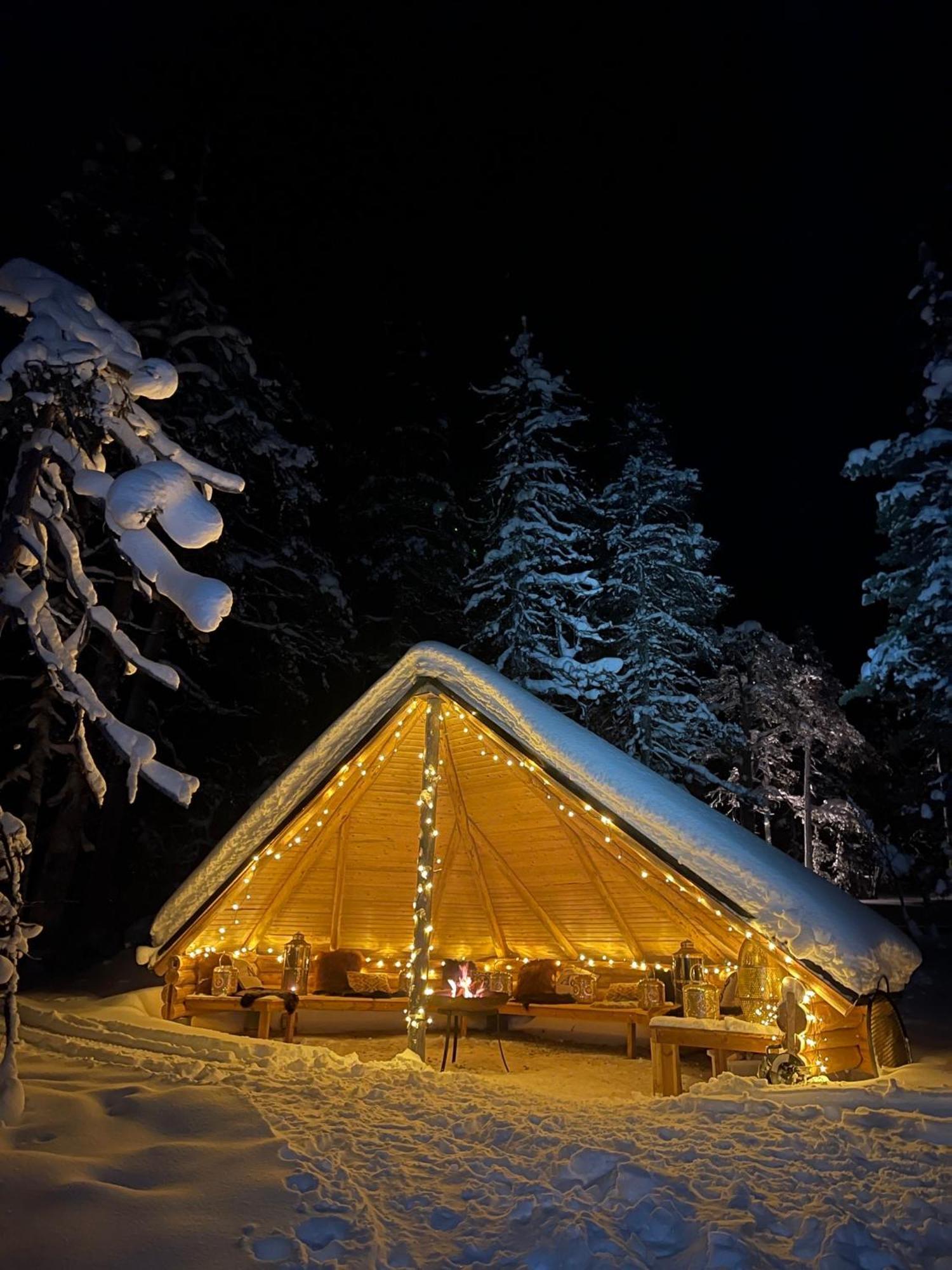 Aurora Queen Resort Igloos Saariselka Exterior photo