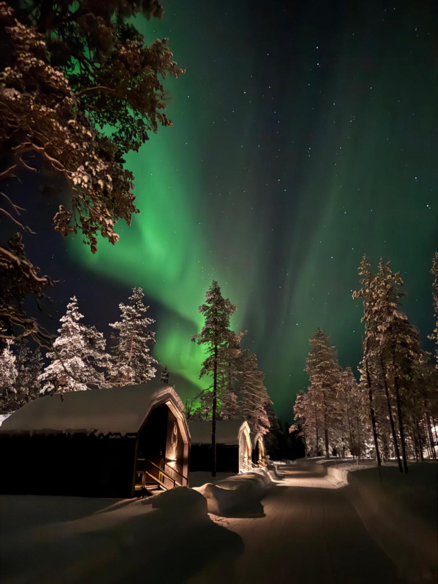 Aurora Queen Resort Igloos Saariselka Exterior photo